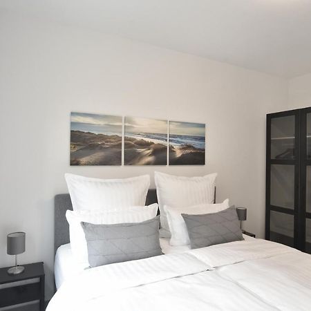 Familienfreundliche Neubauwohnung Mit Terrasse ฮัมบูร์ก ภายนอก รูปภาพ