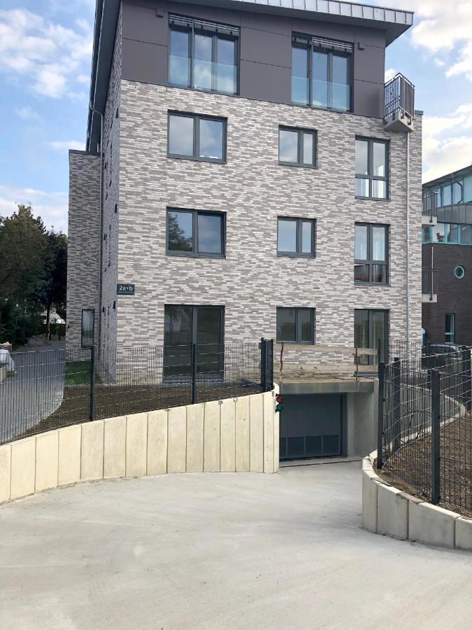 Familienfreundliche Neubauwohnung Mit Terrasse ฮัมบูร์ก ภายนอก รูปภาพ