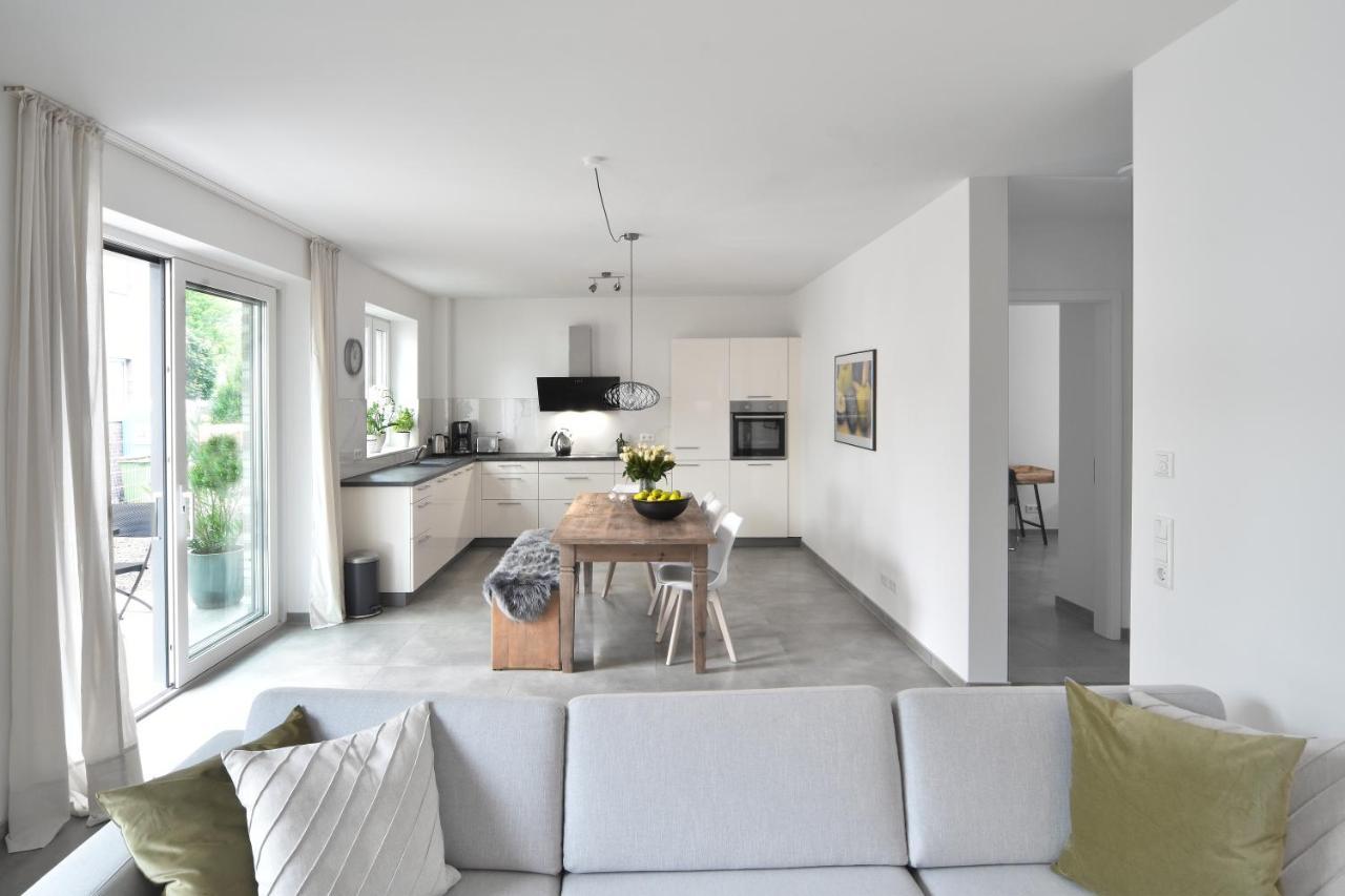 Familienfreundliche Neubauwohnung Mit Terrasse ฮัมบูร์ก ภายนอก รูปภาพ